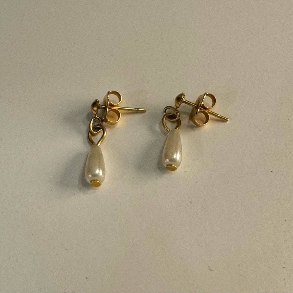 Gold and Cream Pearl Drop Earrings - Picture 3 of 6